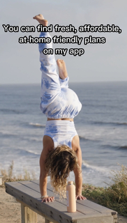 Demi Bagby feet photo thumbnail