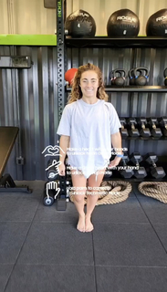 Demi Bagby feet photo thumbnail