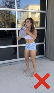 Demi Bagby feet photo thumbnail