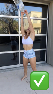 Demi Bagby feet photo thumbnail