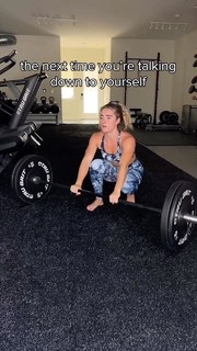 Demi Bagby feet photo thumbnail