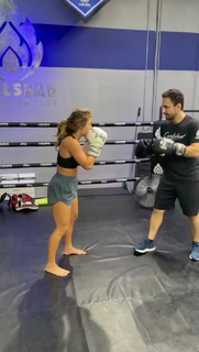 Demi Bagby feet photo thumbnail