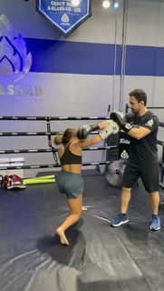 Demi Bagby feet photo thumbnail