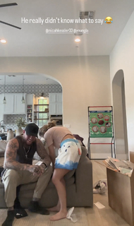 Demi Bagby feet photo thumbnail