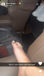 Demi Bagby feet photo thumbnail