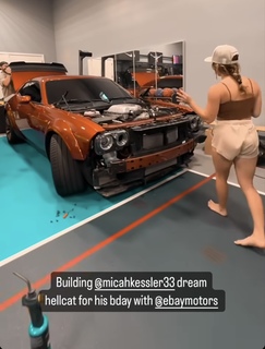 Demi Bagby feet photo thumbnail