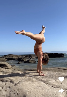 Demi Bagby feet photo thumbnail