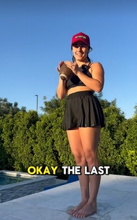 Demi Bagby feet photo thumbnail