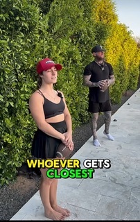 Demi Bagby feet photo thumbnail