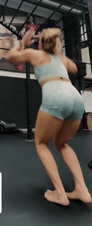 Demi Bagby feet photo thumbnail