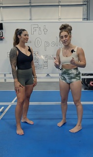 Demi Bagby feet photo thumbnail