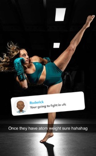 Demi Bagby feet photo thumbnail