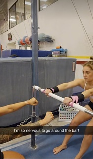 Demi Bagby feet photo thumbnail