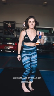 Demi Bagby feet photo thumbnail