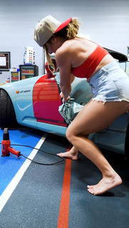 Demi Bagby feet photo thumbnail