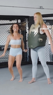 Demi Bagby feet photo thumbnail