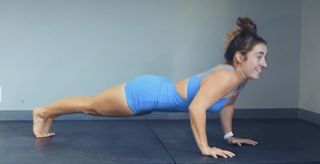 Demi Bagby feet photo thumbnail