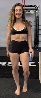 Demi Bagby feet photo thumbnail