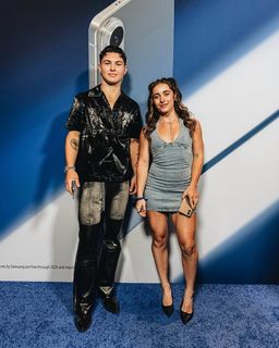 Demi Bagby feet photo thumbnail