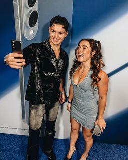 Demi Bagby feet photo thumbnail