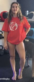 Demi Bagby feet photo thumbnail