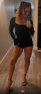 Demi Bagby feet photo thumbnail