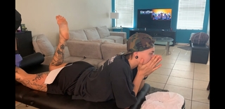 Demi Bennett feet photo thumbnail