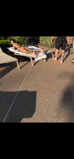 Demi Bennett feet photo thumbnail