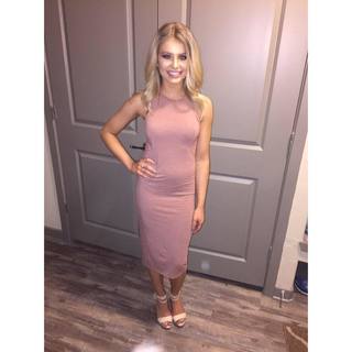 Demi Burnett feet photo 8