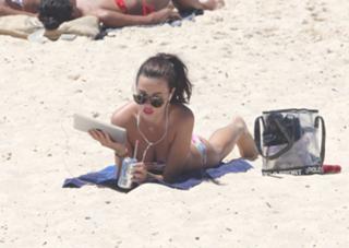 Demi Harman feet photo 10