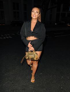 Demi Jones feet photo 20