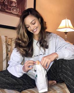 Demi-Leigh Nel-Peters feet photo 3