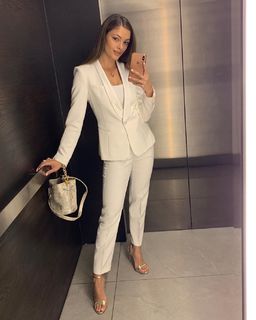Demi-Leigh Nel-Peters feet photo 16