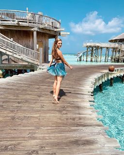 Demi-Leigh Nel-Peters feet photo 2