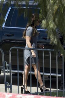 Demi Lovato feet photo thumbnail