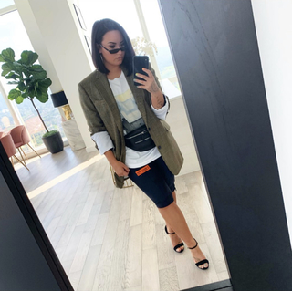 Demi Lovato feet photo thumbnail