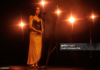 Demi Lovato feet photo thumbnail