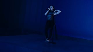 Demi Lovato feet photo thumbnail