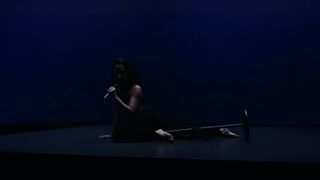 Demi Lovato feet photo thumbnail