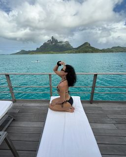 Demi Lovato feet photo 5