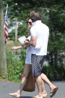 Demi Moore feet photo thumbnail