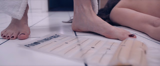 Demi Moore feet photo thumbnail