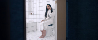 Demi Moore feet photo thumbnail