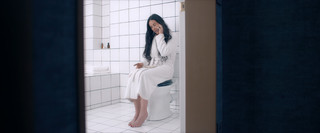 Demi Moore feet photo thumbnail