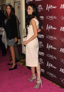Demi Moore feet photo thumbnail