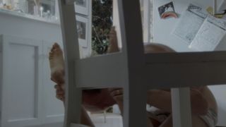 Demi Moore feet photo thumbnail