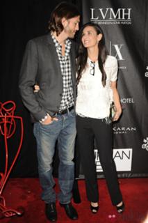Demi Moore feet photo thumbnail
