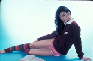Demi Moore feet photo thumbnail