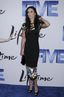 Demi Moore feet photo thumbnail