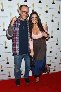 Demi Moore feet photo thumbnail